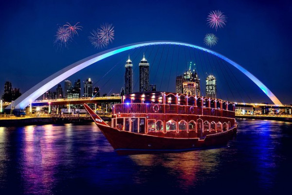 Luxury Dubai Canal Cruise with House Beverages – A Perfect Evening on the Water