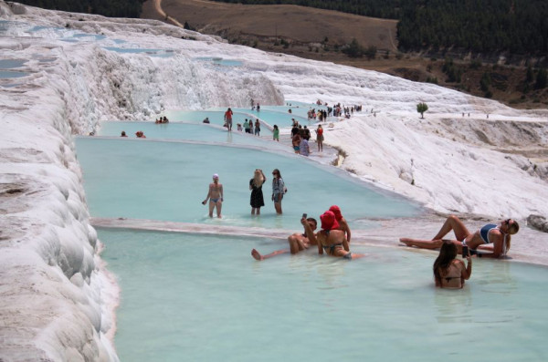 Bodrum : Full Day Pamukkale Guided Tour with Lunch & Shared Transfers