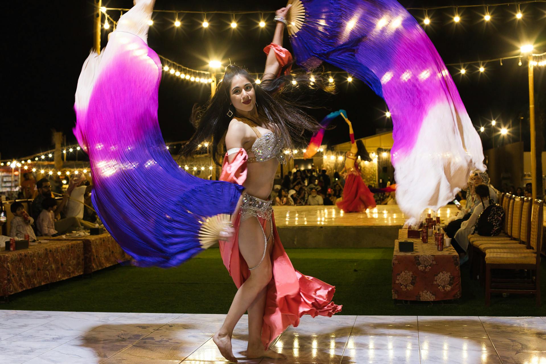 Belly Dancing in Dubai: A Cultural Performance to Remember