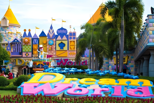 Dream World & Snow Town in Bangkok with lunch